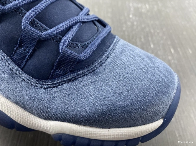 One Kick AR0715-441 Navy Midnight 11 WMNS Velvet Air Jordan 0707